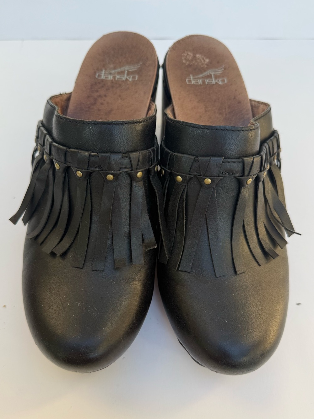 Dansko Black Leather Deni Fringe Studded Mule Clogs Wooden Platform Heel Size 40